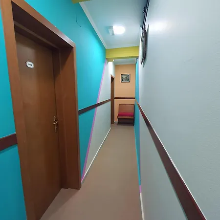 Apartment Rooms Hotel *