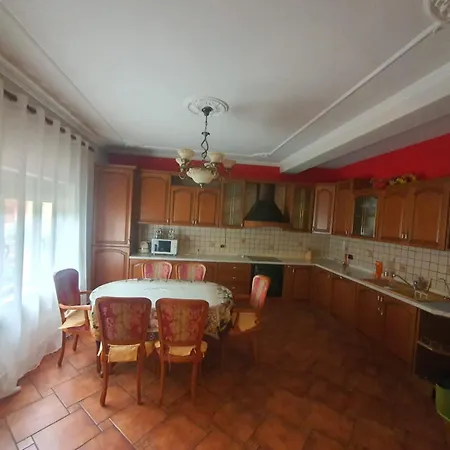 Rooms Hotel Tirana